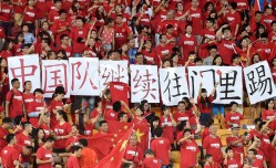 卢戈球队球员团结一致，最终赢得比赛